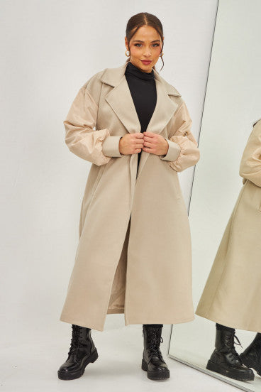 Manteau duveteux style trench bi-matière beige