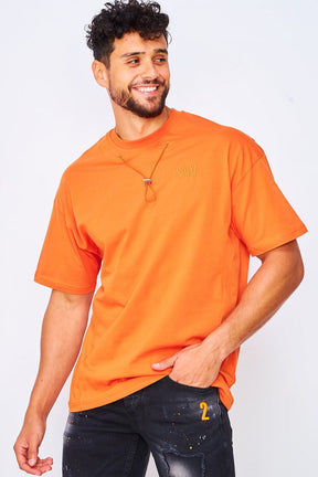 T-shirt orange avec cordon au col