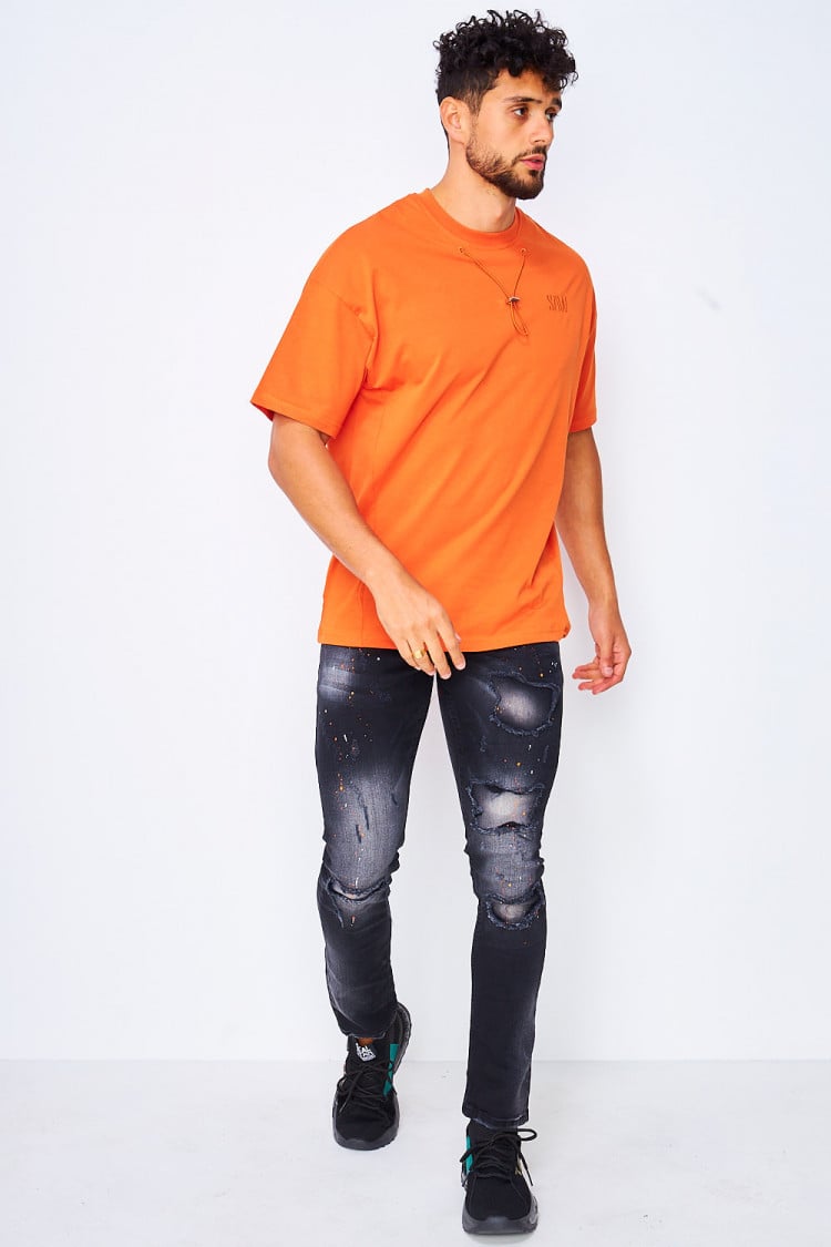 T-shirt orange avec cordon au col