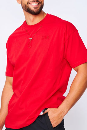 T-shirt rouge avec cordon au col