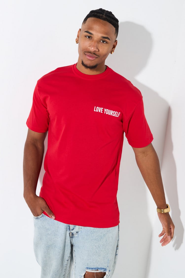 T-shirt rouge "love yourself"