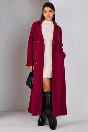 Trench bordeaux à boutons ceinturé